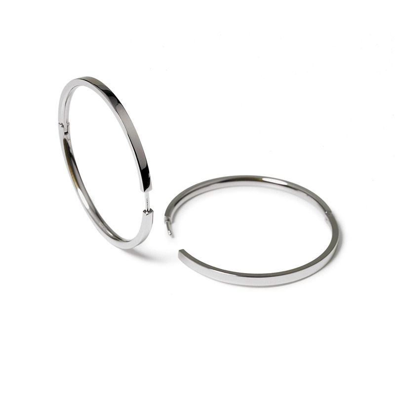 Boccia Large Titanium Polished Huggie - 508-03 - Click Image to Close